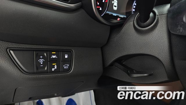 Genesis G70 2019 — photo 17