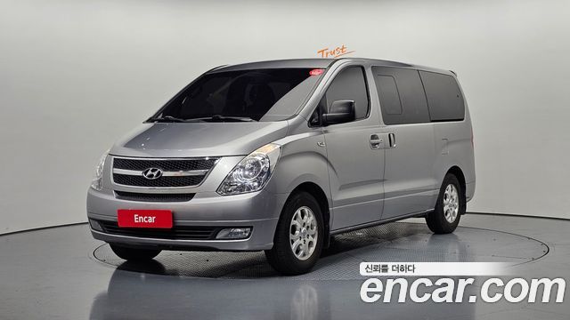 Hyundai Starex 2013 — photo 1