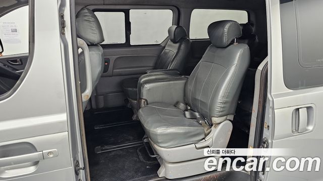 Hyundai Starex 2013 — photo 13