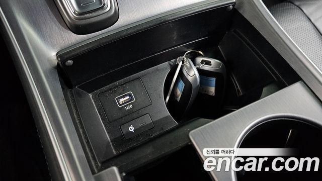Hyundai Santafe 2022 — photo 19