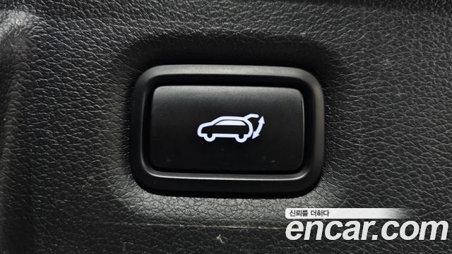 Hyundai Santafe 2022 — photo 24