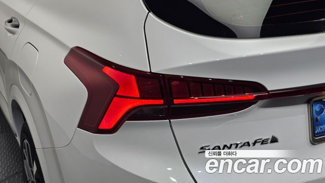 Hyundai Santafe 2022 — photo 9