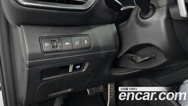 Hyundai Santafe 2022 — photo 29