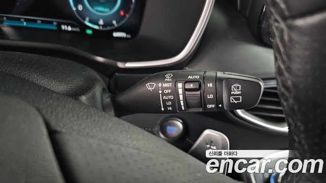 Hyundai Santafe 2022 — photo 30