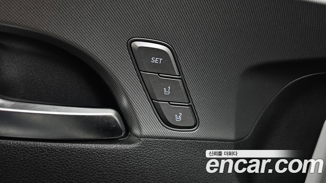 Hyundai Santafe 2022 — photo 39