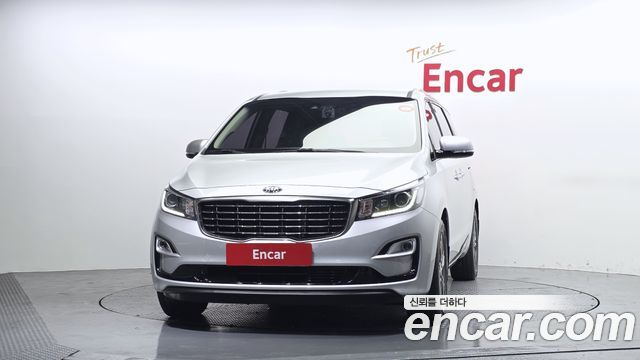 Kia Canival 2020 — photo 3