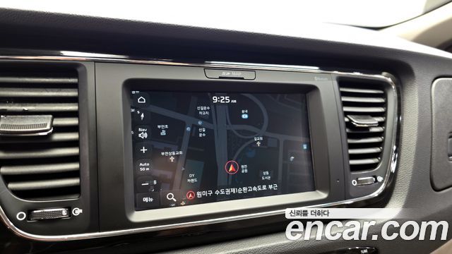 Kia Canival 2020 — photo 22