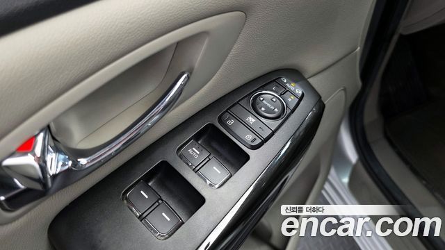 Kia Canival 2020 — photo 29