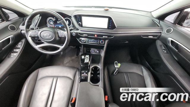 Hyundai Sonata 2022 — photo 10