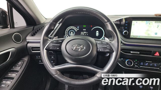 Hyundai Sonata 2022 — photo 19