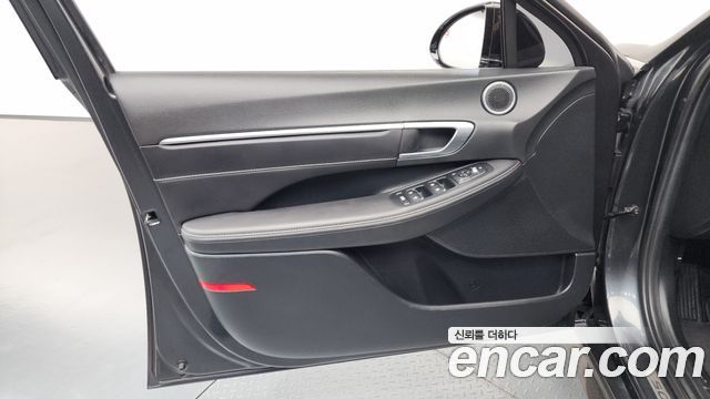 Hyundai Sonata 2022 — photo 14