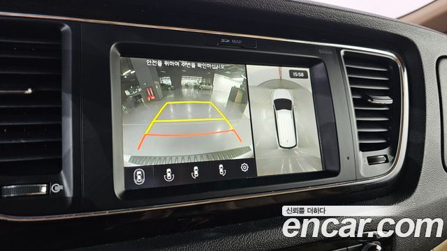 Kia Canival 2019 — photo 16
