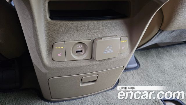 Kia Canival 2019 — photo 19