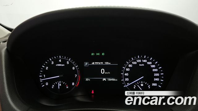 Genesis G80 2017 — photo 8