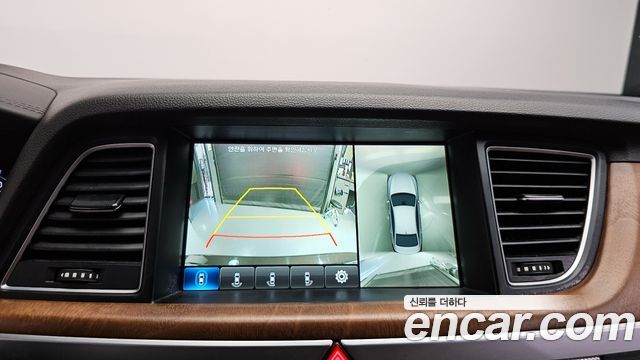 Genesis G80 2017 — photo 14