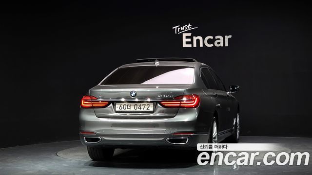BMW 7-Series 2016 — photo 4