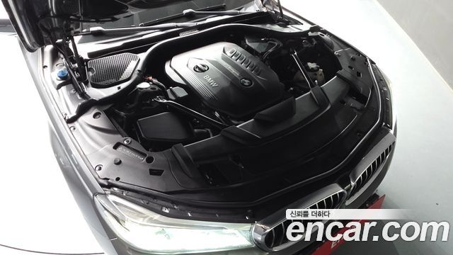 BMW 7-Series 2016 — photo 6