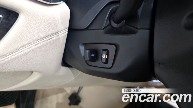 BMW 7-Series 2016 — photo 29