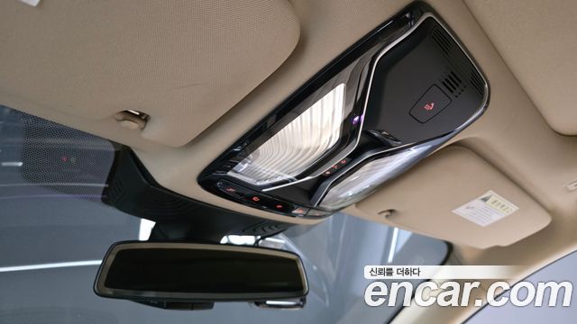 BMW 7-Series 2016 — photo 30