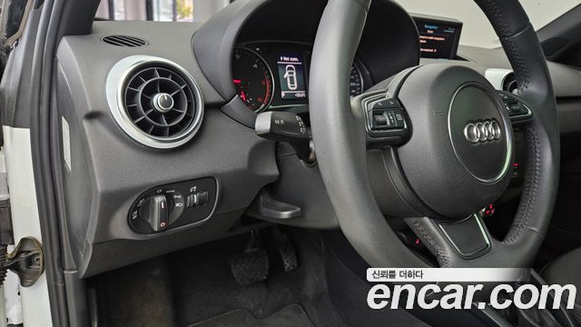 Audi A1 2013 — photo 15