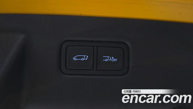 Hyundai Staria 2025 — photo 27