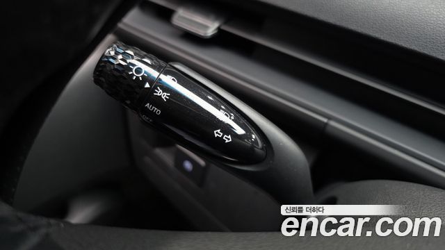 Hyundai Staria 2025 — photo 29