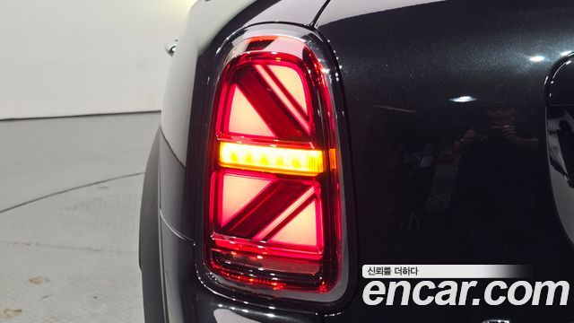 Mini Countryman 2023 — photo 9