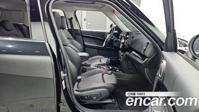 Mini Countryman 2023 — photo 16
