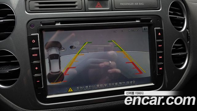 Volkswagen Tiguan 2015 — photo 15