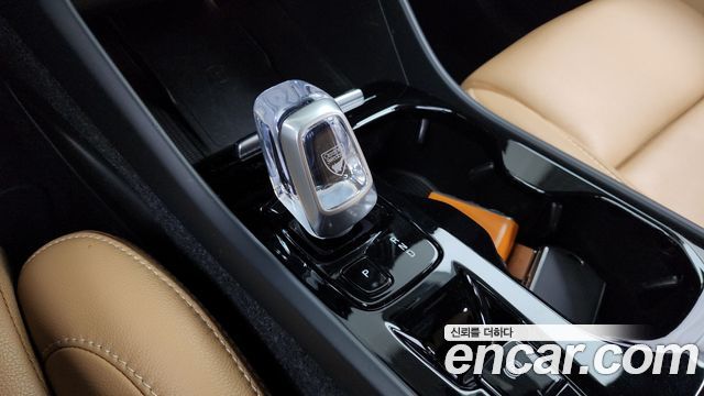 Volvo XC40 2021 — photo 12