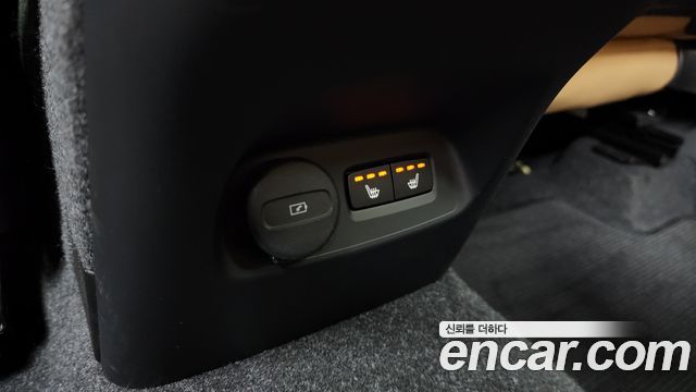 Volvo XC40 2021 — photo 25