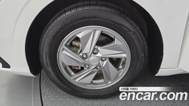Hyundai AVANTE 2024 — photo 5