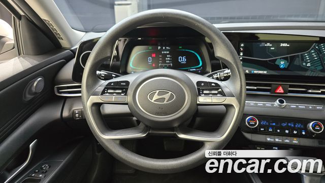 Hyundai AVANTE 2024 — photo 18