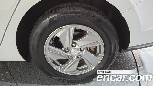 Hyundai AVANTE 2024 — photo 7