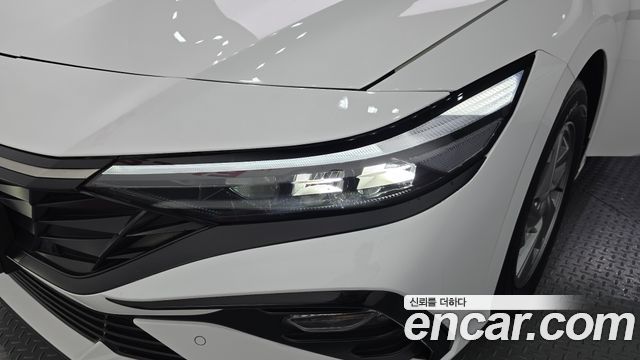 Hyundai AVANTE 2024 — photo 8