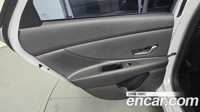 Hyundai AVANTE 2024 — photo 15