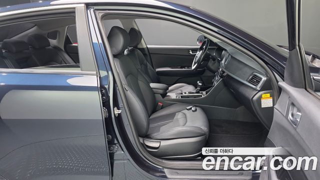 Kia K5 2019 — photo 12