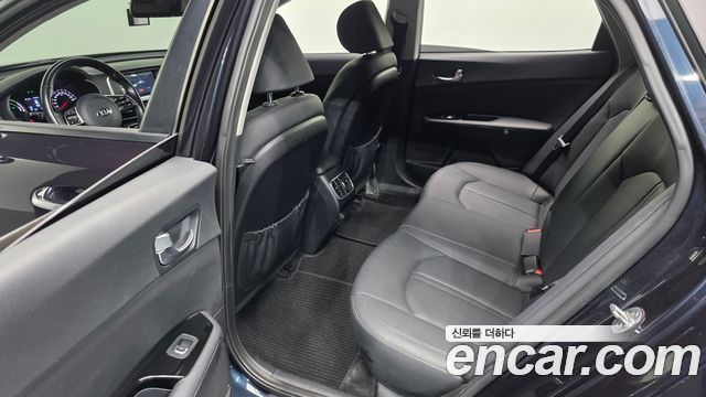 Kia K5 2019 — photo 13