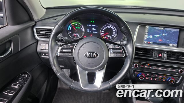 Kia K5 2019 — photo 14