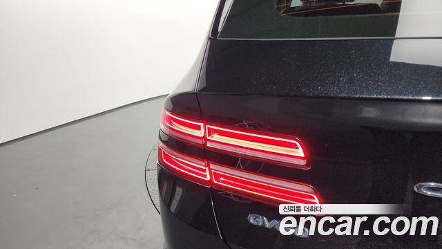 Genesis GV80 2022 — photo 9