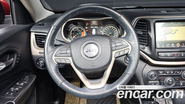 Jeep Cherokee 2015 — photo 12