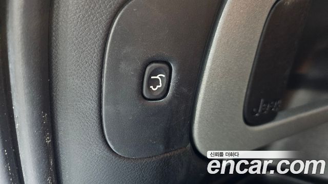 Jeep Cherokee 2015 — photo 15