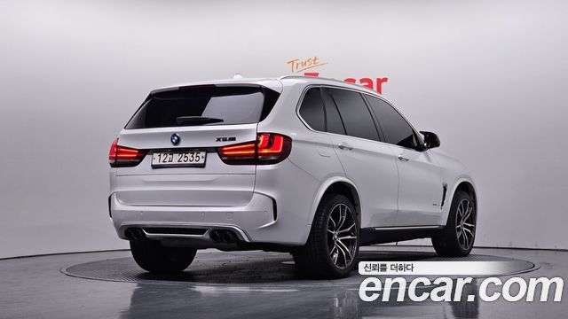 BMW X5 2017 — photo 2