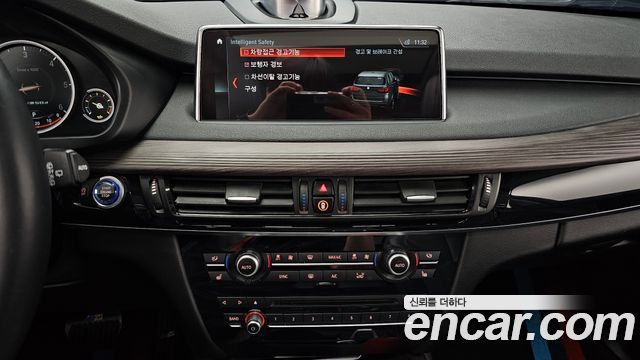 BMW X5 2017 — photo 20