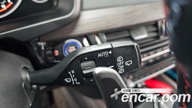 BMW X5 2017 — photo 29