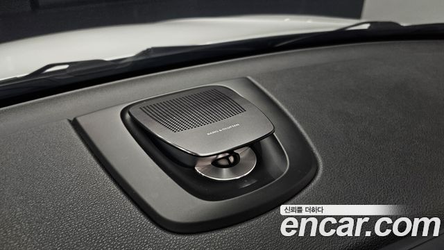 BMW X5 2017 — photo 30