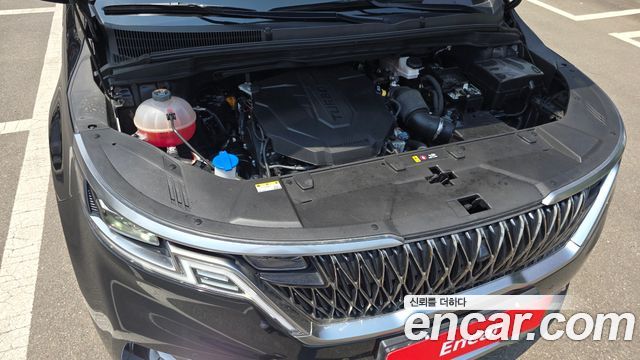 Kia Canival 2022 — photo 6