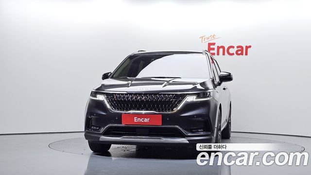 Kia Canival 2023 — photo 3