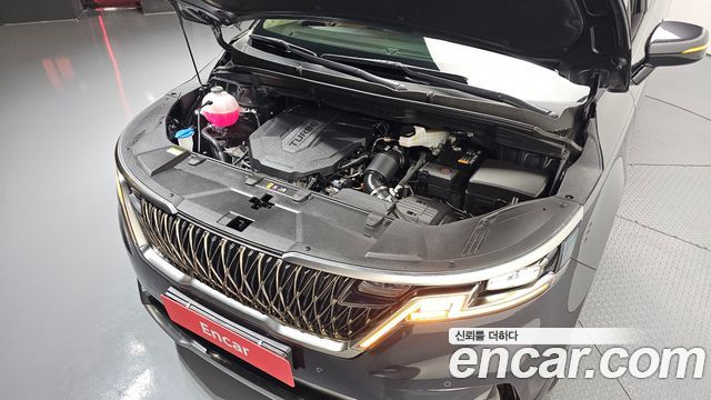 Kia Canival 2023 — photo 6