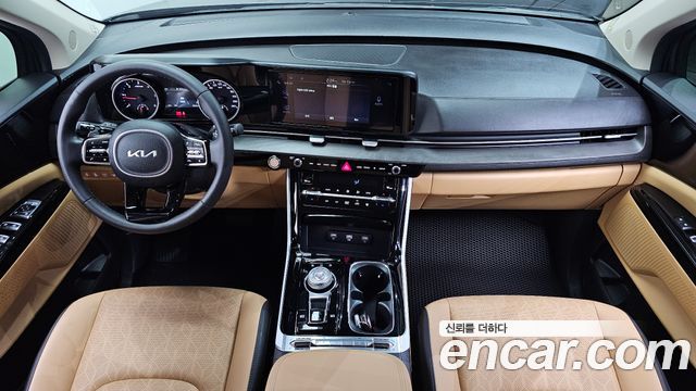 Kia Canival 2023 — photo 10